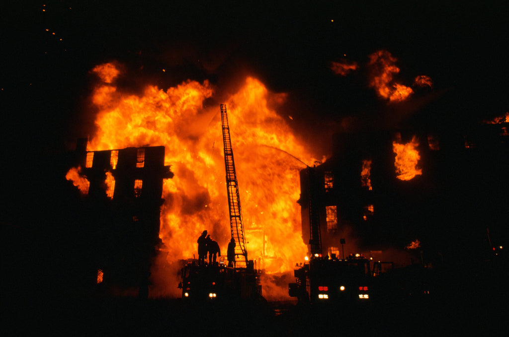 Firestorm City Mouse Pad — Dramatic Urban Blaze